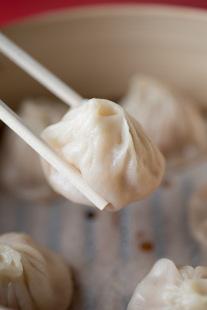 Read more about the article Zhong Guo La Mian Xiao Long Bao